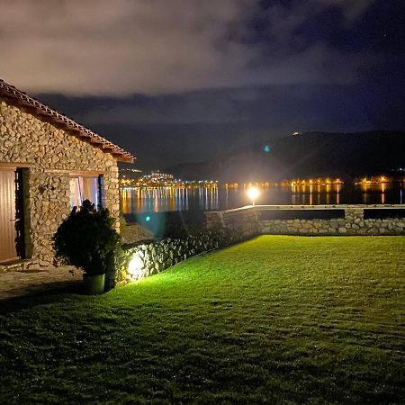 The Little Stone House By The Lake Kastoria Esterno foto