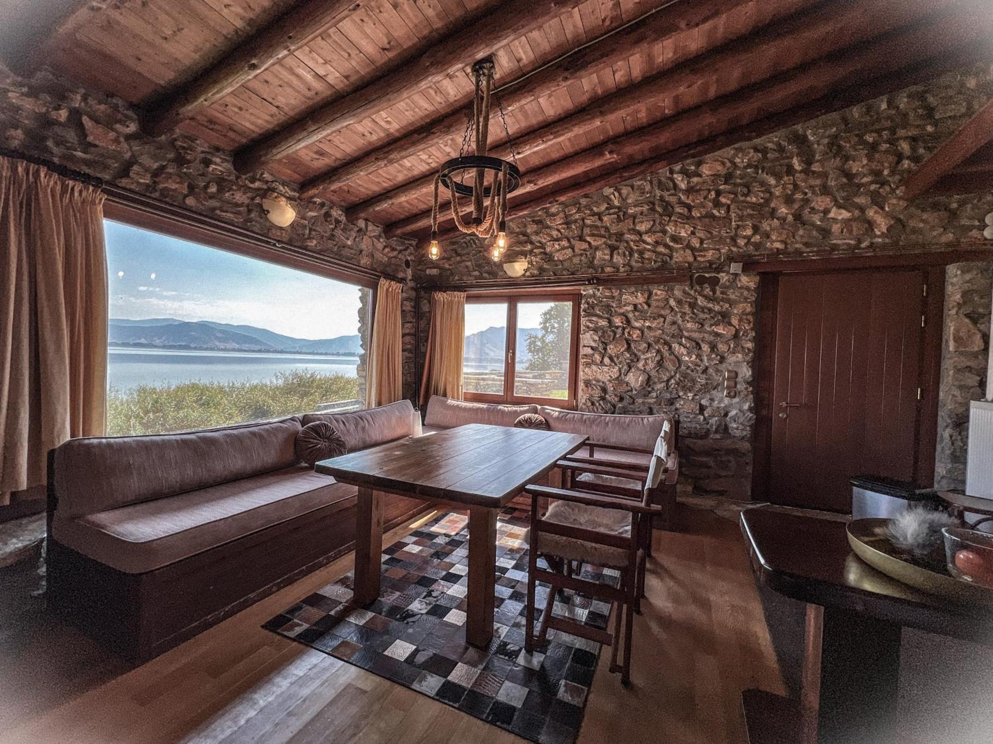 The Little Stone House By The Lake Kastoria Esterno foto