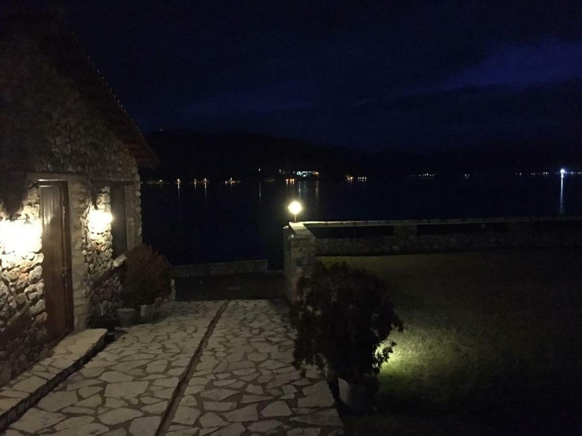 The Little Stone House By The Lake Kastoria Esterno foto